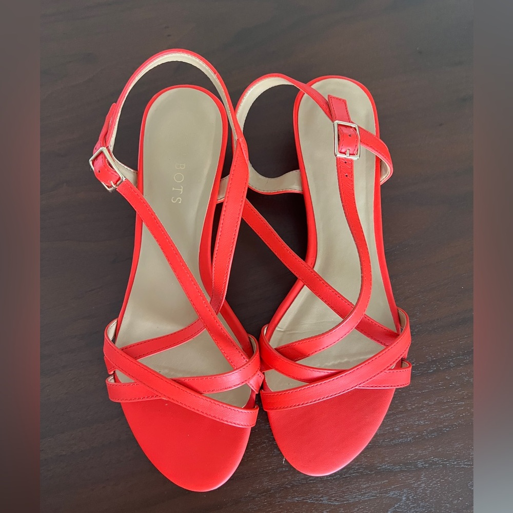 Talbots capri strappy wedges